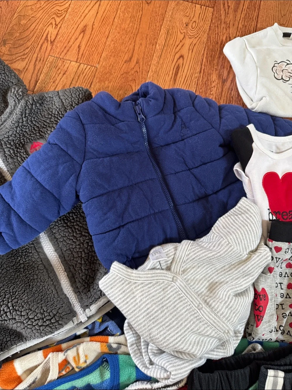 30 Piece Baby Boy Clothing Bundle Sizes range from 0-3 Months to 18 months - Picture 5 of 8